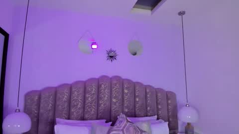 valentina online show from 02/09/26, 12:20