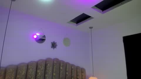 valentina online show from 02/20/26, 12:05