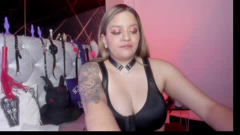 victoria_floyd1 online show from 09/20/25, 06:53