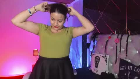 victoria_floyd1 online show from 04/21/26, 02:51