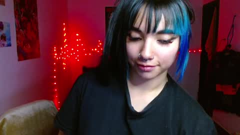 victoria online show from 04/08/26, 04:12