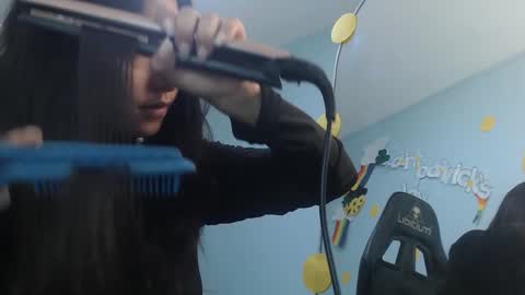 Victoria online show from 03/17/26, 01:36