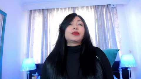 Snapshot of victoria_kim_lee chatting on 05/18/26, 12:11 Victoria online show from 05/18/26, 12:11