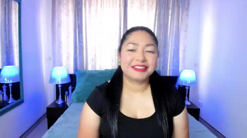 Snapshot of victoria_kim_lee chatting on 05/22/26, 02:12 Victoria online show from 05/22/26, 02:12