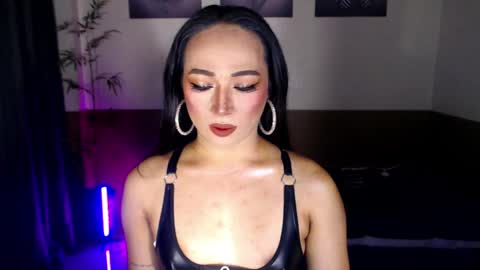 Victoria online show from 04/11/26, 08:07