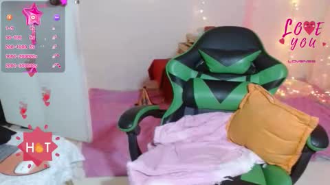 VICKY online show from 03/11/26, 01:44