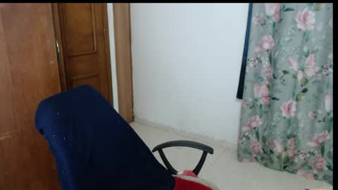 victoria online show from 04/19/26, 11:53