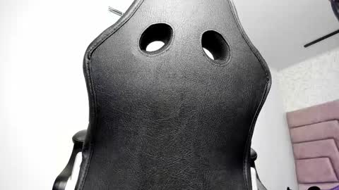 Vicky  online show from 11/16/25, 03:28