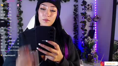 Snapshot of victoria_ricci_a chatting on 09/19/25, 05:02 Victoria online show from 09/19/25, 05:02