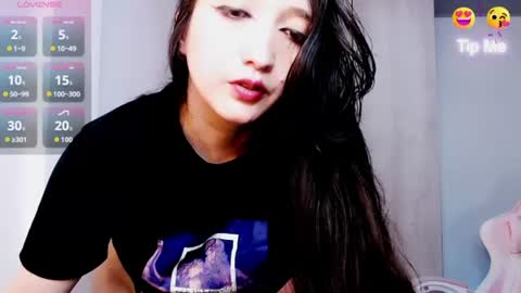 Snapshot of victoria_smile_ chatting on 06/11/26, 08:51 Victoria online show from 06/11/26, 08:51