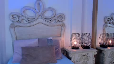 Snapshot of victoria_vallejo chatting on 12/14/24, 11:39 victoria  online show from 12/14/24, 11:39