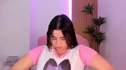 victoria  online show from 11/04/25, 11:31