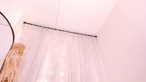 victoria  online show from 03/21/26, 08:19