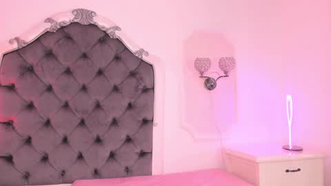 Snapshot of victoria_watsson chatting on 01/30/25, 02:58 victoria_watsson online show from 01/30/25, 02:58