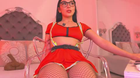 Snapshot of victoria_watsson chatting on 10/10/25, 12:48 victoria_watsson online show from 10/10/25, 12:48