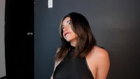 victoriaa2_doll online show from 02/03/26, 11:48