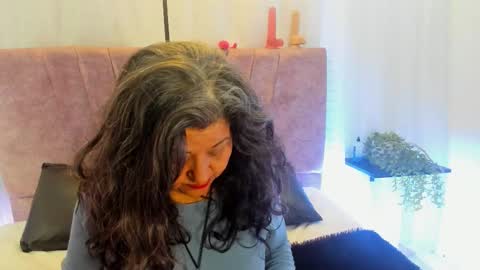 victoriaa_anderson_ online show from 03/19/26, 01:37