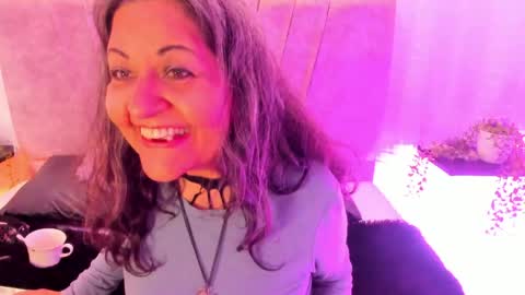 Snapshot of victoriaa_anderson_ chatting on 05/28/26, 04:59 victoriaa_anderson_ online show from 05/28/26, 04:59