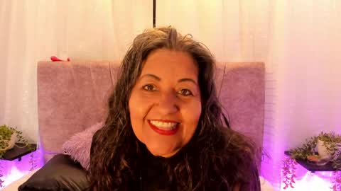 Snapshot of victoriaa_anderson_ chatting on 05/29/26, 01:42 victoriaa_anderson_ online show from 05/29/26, 01:42