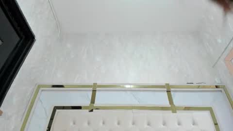 Victoria Sofia online show from 09/26/25, 11:47