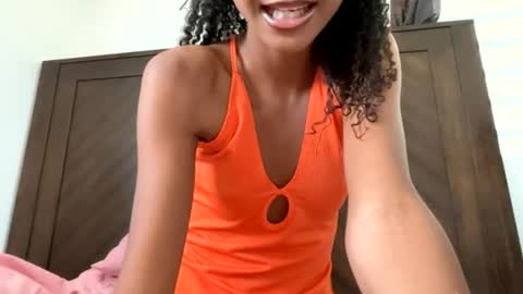 Snapshot of victoriaaa_xxx chatting on 07/31/26, 02:27 Victoria xxx online show from 07/31/26, 02:27
