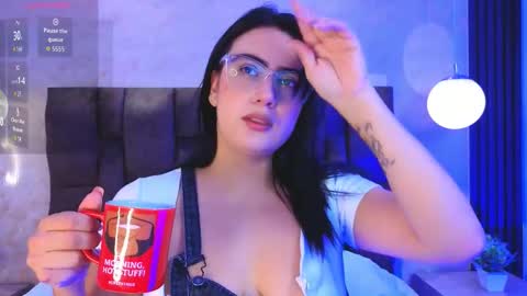 Victoria Andrade online show from 03/28/26, 12:16