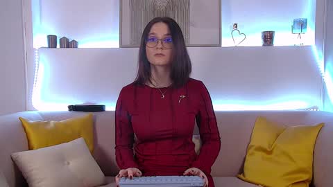 Victoria online show from 01/29/25, 03:44