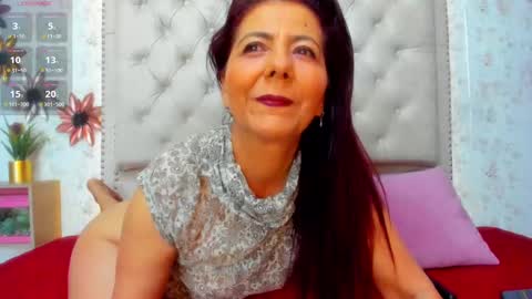 victoriaarousse online show from 02/03/25, 11:58