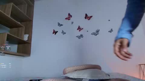 Victoria online show from 11/28/25, 11:07