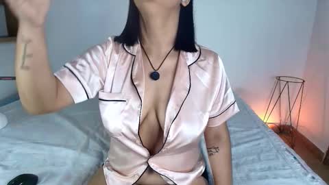 Victoria online show from 11/29/25, 11:24