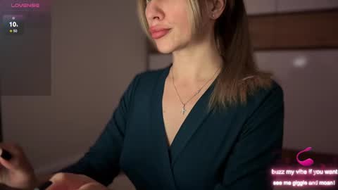 Snapshot of victoriachance chatting on 03/10/25, 04:57 Victoria  means victory... always online show from 03/10/25, 04:57