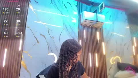 Victoria  online show from 04/16/26, 09:39