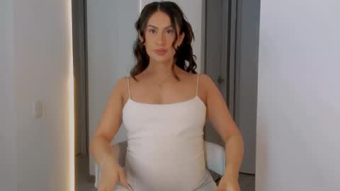 Vcitoria online show from 04/12/26, 02:05