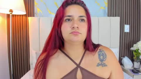Snapshot of victoriaguzman_ chatting on 05/30/26, 05:21 Victoria online show from 05/30/26, 05:21