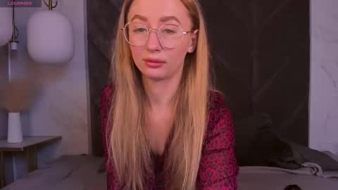 Victoria online show from 11/10/25, 05:50