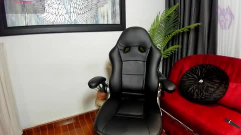 victoriapaker online show from 02/04/26, 10:43