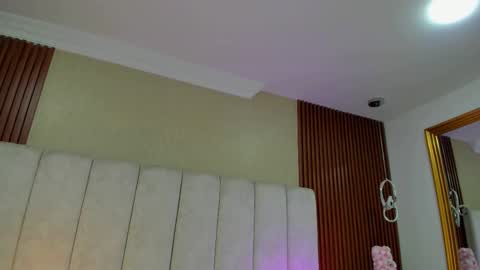 Maria Victoria online show from 11/07/25, 11:21