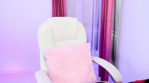 Victoria but you can tell me Vicky Vic or just Tory online show from 12/24/24, 02:33