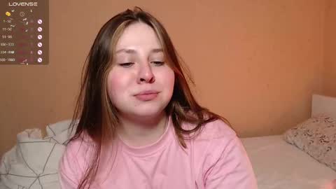 Snapshot of victoriassecrets_ chatting on 02/23/25, 11:11 victoriassecrets_ online show from 02/23/25, 11:11