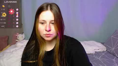 Snapshot of victoriassecrets_ chatting on 09/09/25, 07:02 victoriassecrets_ online show from 09/09/25, 07:02