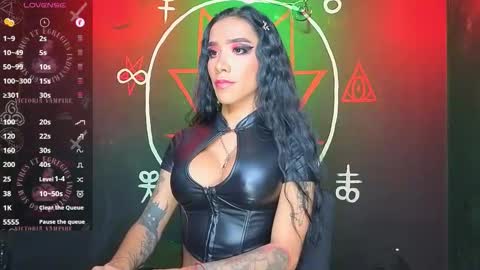 Victoria Vampire online show from 11/05/25, 07:14