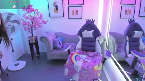 Snapshot of victoriia_doll chatting on 05/04/26, 12:23 Victoria. online show from 05/04/26, 12:23