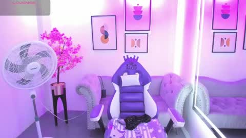 Snapshot of victoriia_doll chatting on 05/13/26, 12:24 Victoria. online show from 05/13/26, 12:24