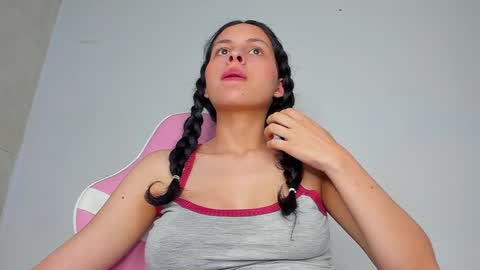 samantha victoria hall online show from 12/17/24, 05:07