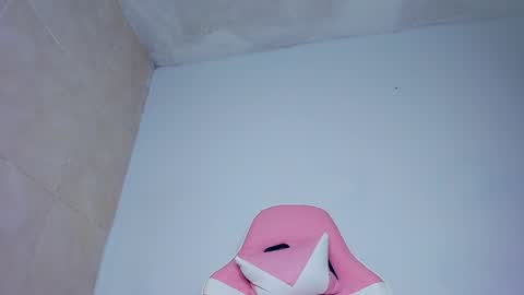 samantha victoria hall online show from 02/16/25, 03:37