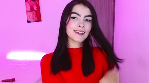 victoriia_henao_ online show from 09/13/25, 04:01
