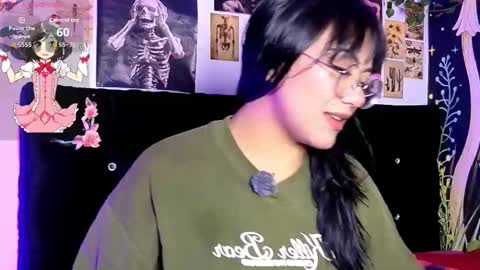 victoriia_thompson online show from 02/06/26, 08:23