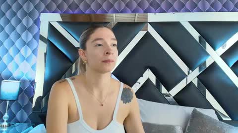 victtoria lee online show from 02/04/25, 07:22