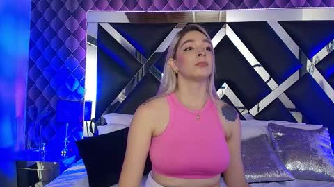 victtoria lee online show from 12/03/25, 10:08