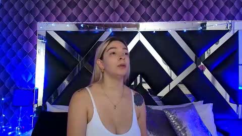 victtoria lee online show from 01/14/26, 07:08